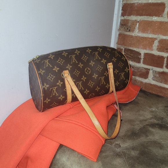 Louis Vuitton 26 Papillion hand bag - Picture 2 of 4